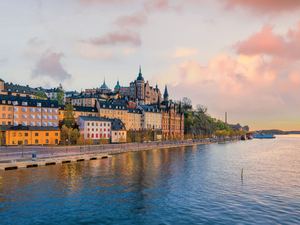 Prishtina (PRN) - Stockholm (ARN)